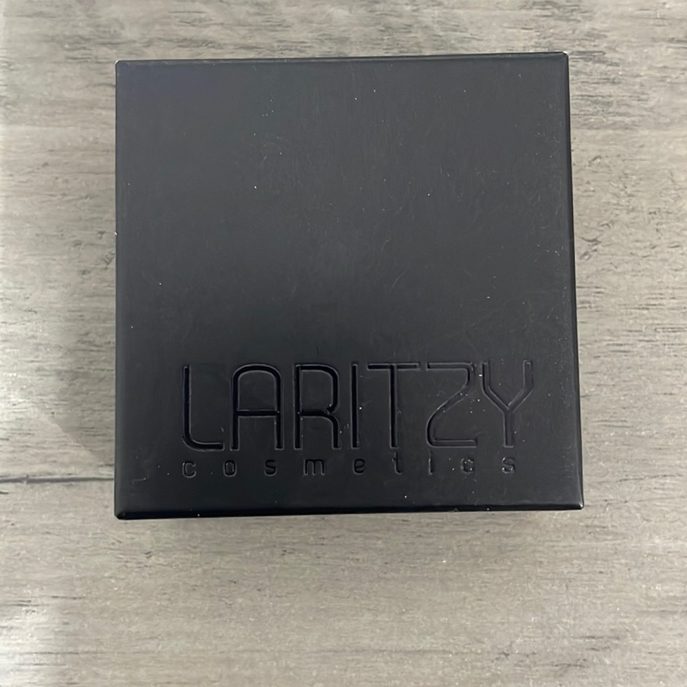 LARITZY COSMETICS